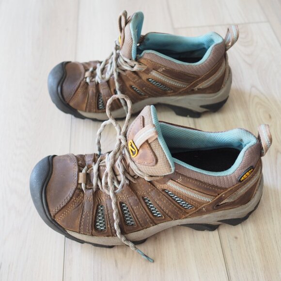 KEEN Voyageur Women's Tan and Blue Hiking Shoes - Picture 8 of 16